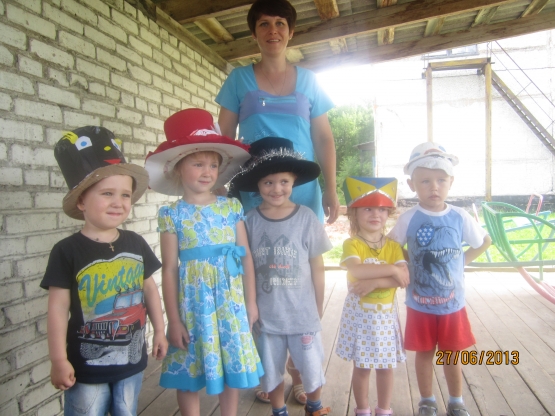 golovnye ubory dlya zaschity detey ot solntsa