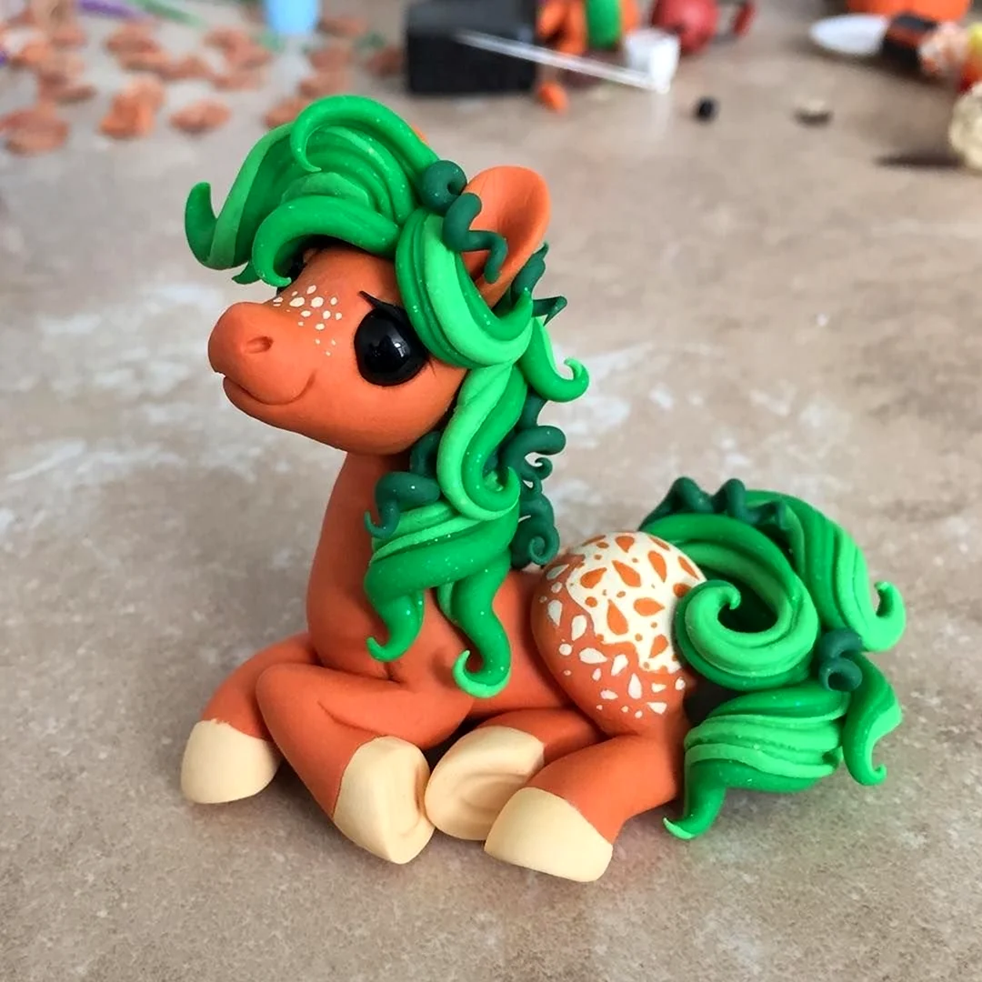 lepka iz plastilina ot prostyh figurok k slozhnym kompozitsiyam