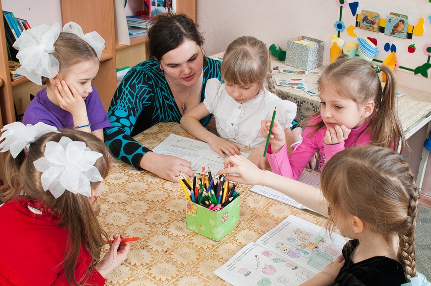 razvitie emotsionalnogo intellekta u detey prakticheskie rekomendatsii