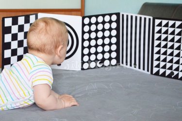 razvitie krupnoy motoriki u detey uprazhneniya i igry