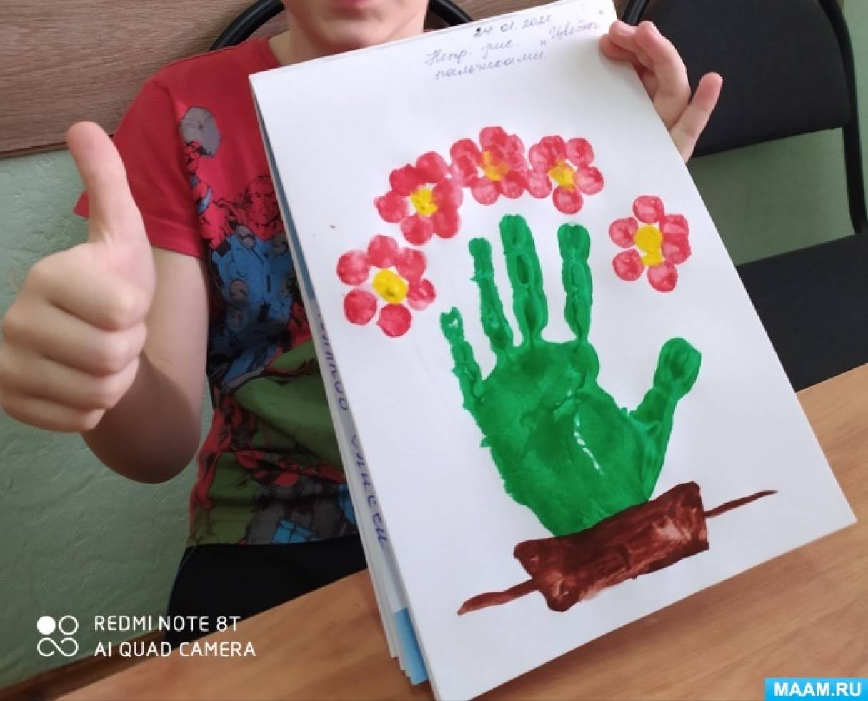 risuem palchikami veselye igry s kraskami dlya malyshey